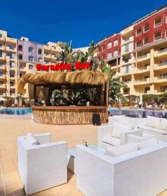 Sunny Studio With 3 Swimming Pools Florenza Hurghada Apartment Luaran gambar